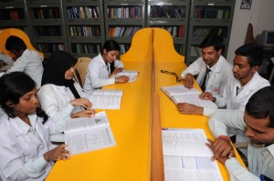 gautham_college_library2